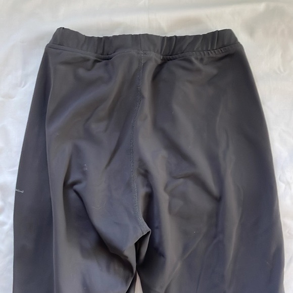 Kerrits Riding Breeches. Girls Size XL. - Picture 4 of 7